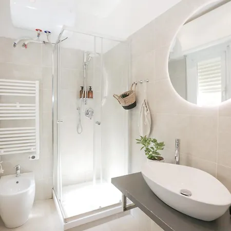 Monolocale - Ac - 1000 Mbps - Netflix Apartment Genoa